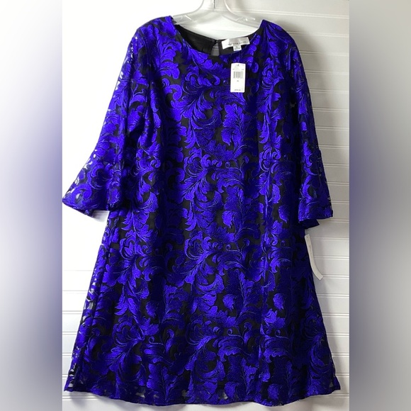 Caroline Rose NWT Bella Soiree Embroidered
Mesh Lace 3/4 Bell Sleeve Shift Dress - Picture 1 of 16